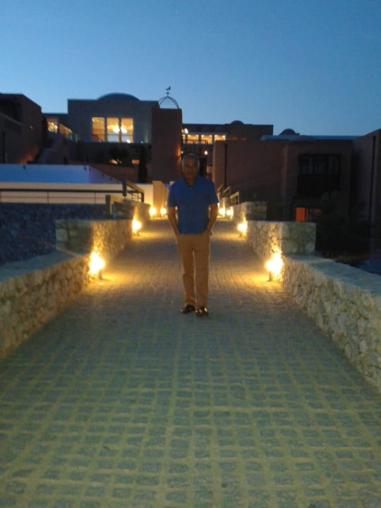 Abendspaziergang   Atlantica Belvedere Resort