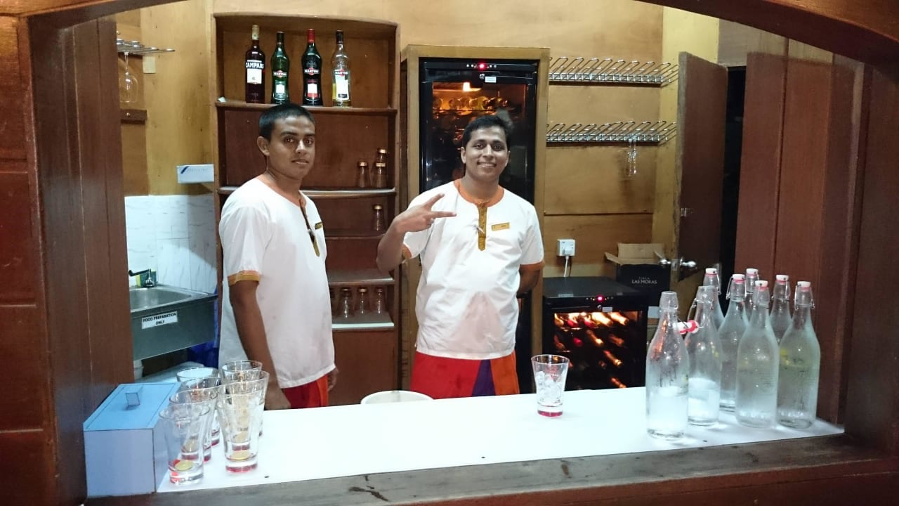 Büffet - Gertänkeausgabe Filitheyo Island Resort