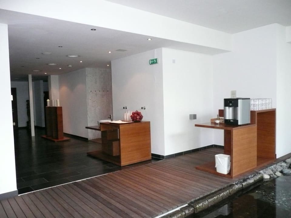 Teebar im Wellnessbereich Alpin Art & Spa Hotel Naudererhof Superior