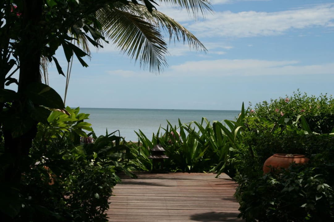 Weg zum Stand/Pool Hotel Fisherman's Village Resort