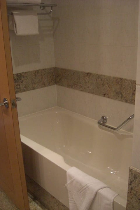 Badewanne Hilton Paris Charles de Gaulle Airport