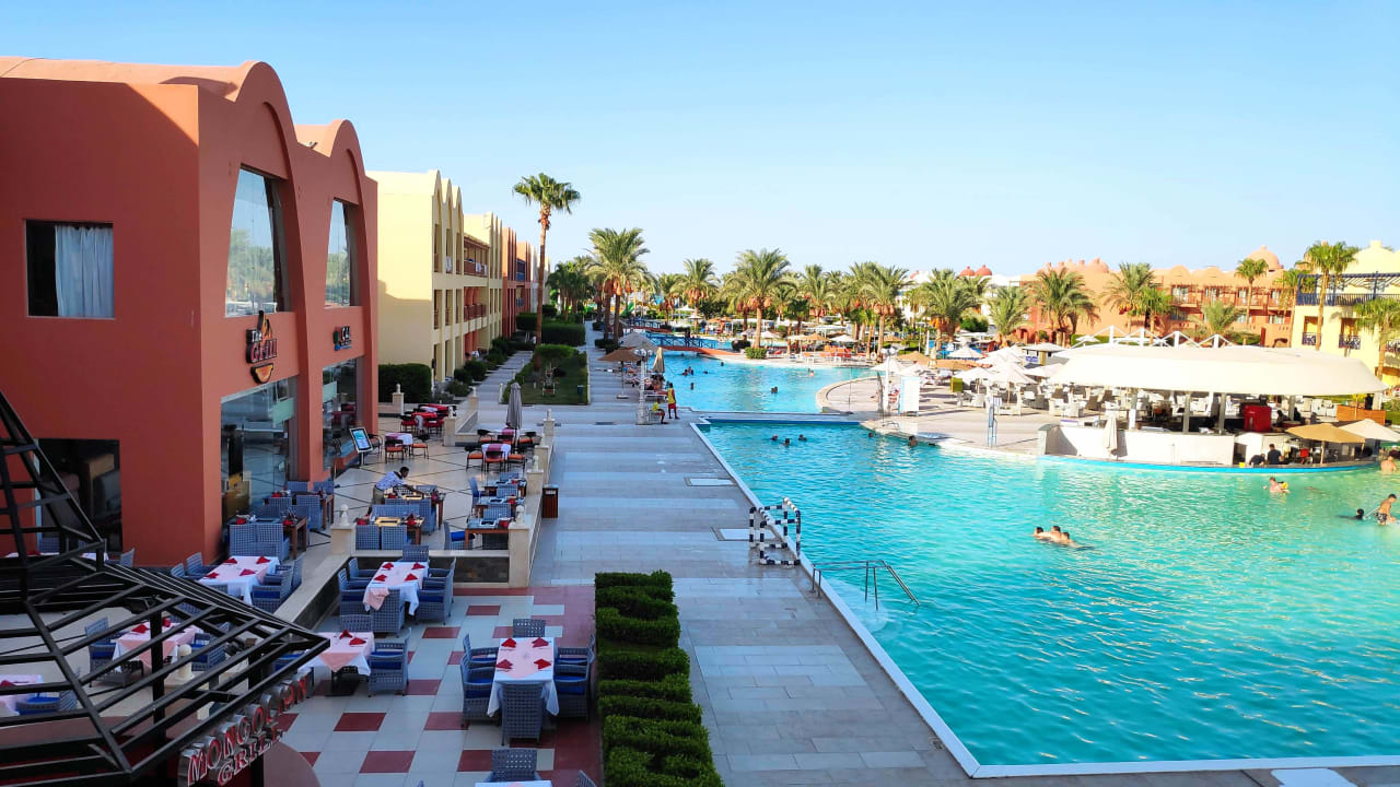 Ausblick Titanic Beach Spa & Aqua Park