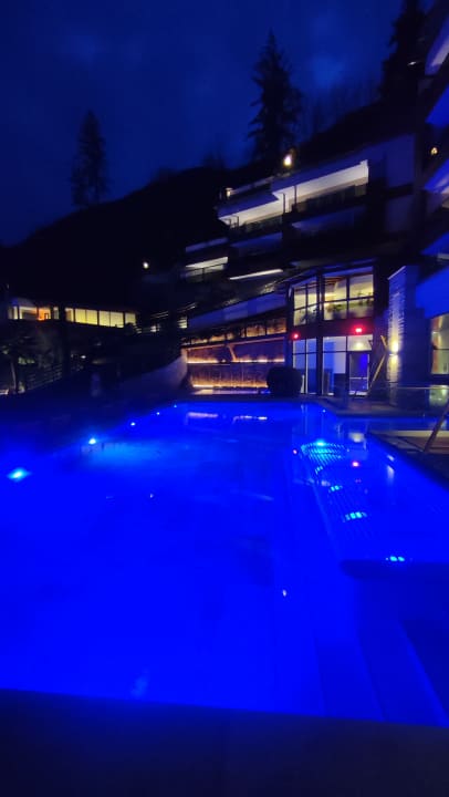 Pool Quellenhof Luxury Resort Passeier