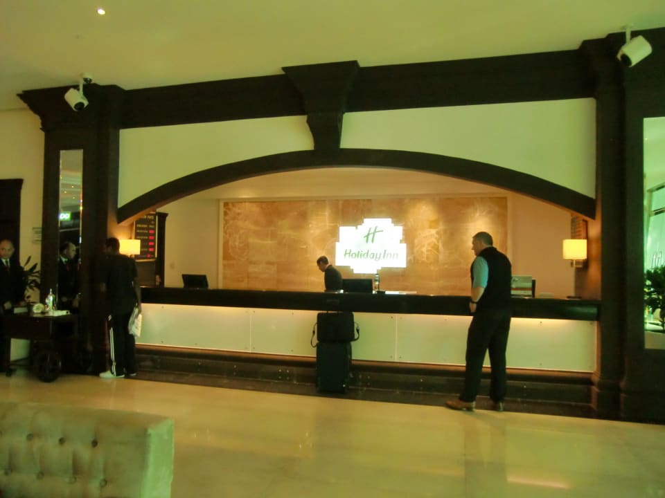 Rezeption Holiday Inn Bur Dubai - Embassy District
