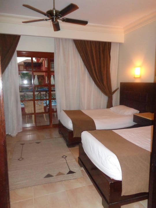 Familienzimmer 400er bereich Pickalbatros Alf Leila Wa Leila Resort - Neverland Hurghada