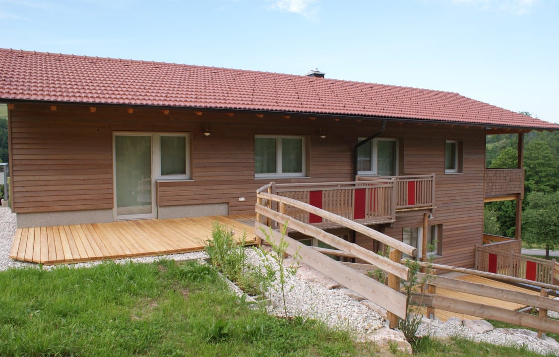 Südseite mit Terrassen Ferienhaus Schwarzenbach