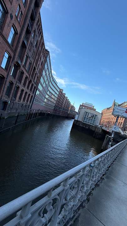 Außenansicht AMERON Hamburg Hotel Speicherstadt