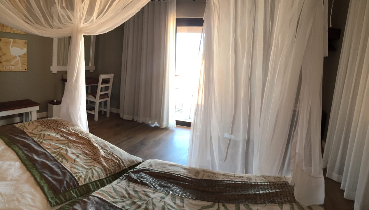 Zimmer Kalahari Anib Lodge