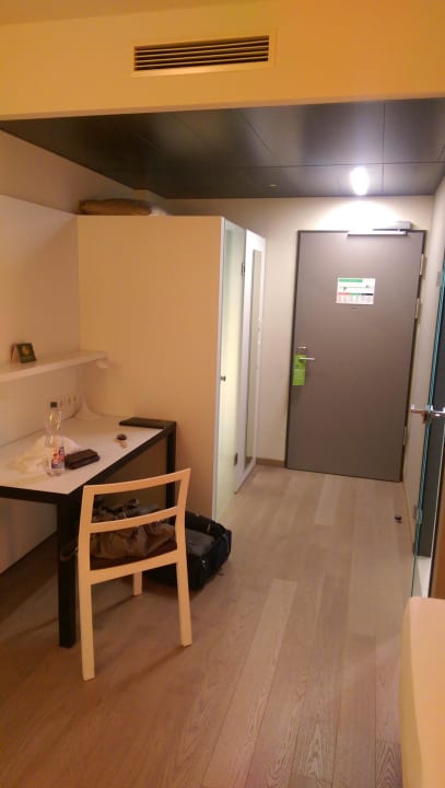 Blick zur Tür Harry's Home Hotel München