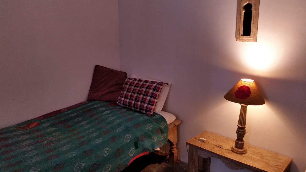 Zimmer Shantidevi Ashram 's Guest House