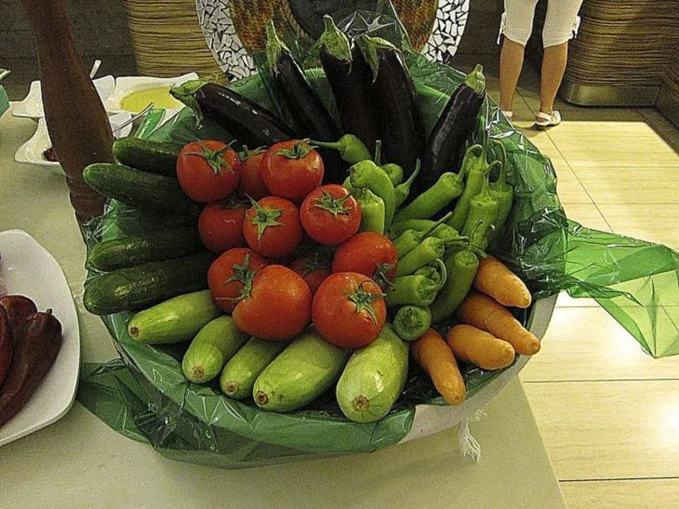 Gemüse Port Side Resort Hotel