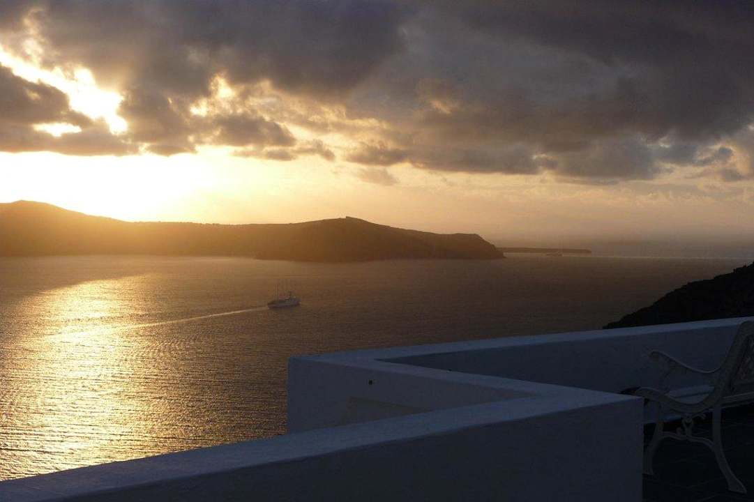 Ausblick von unserer Terrasse Hotel Agali Houses