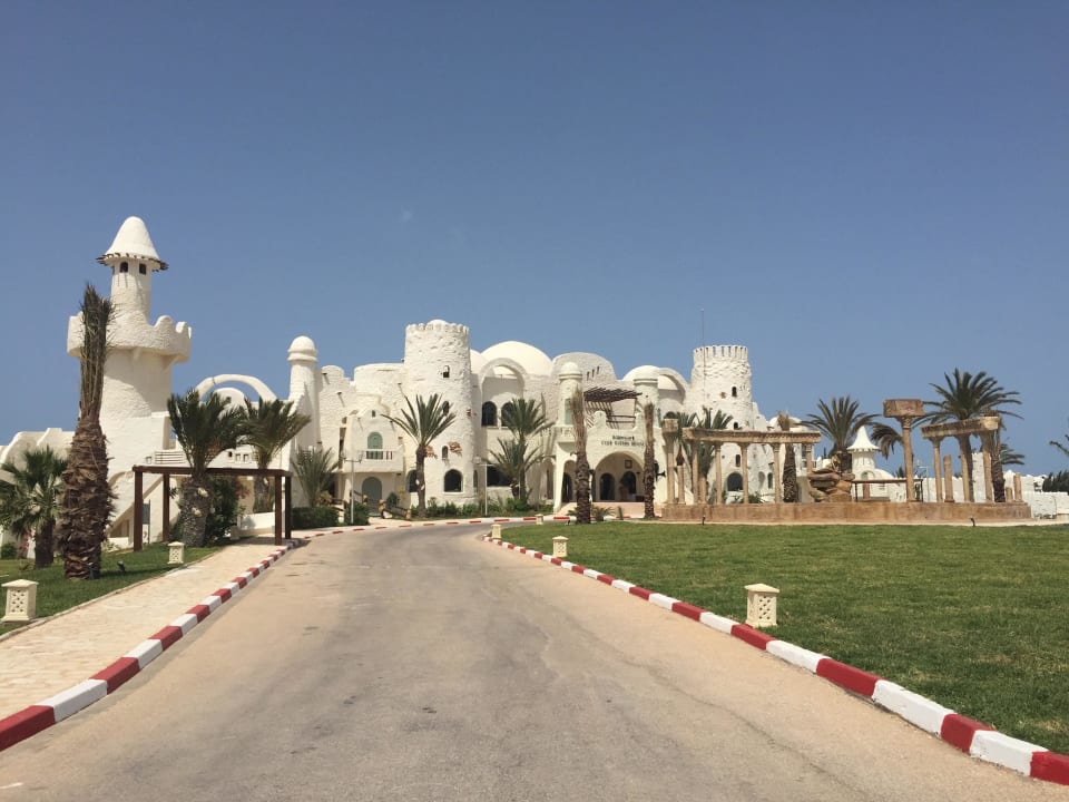 Eingang ROBINSON DJERBA BAHIYA
