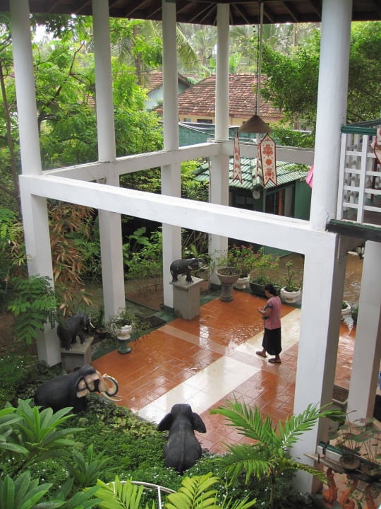 Eingangsbereich vom 1. OG aus Roman Life Ayurveda Beach Resort