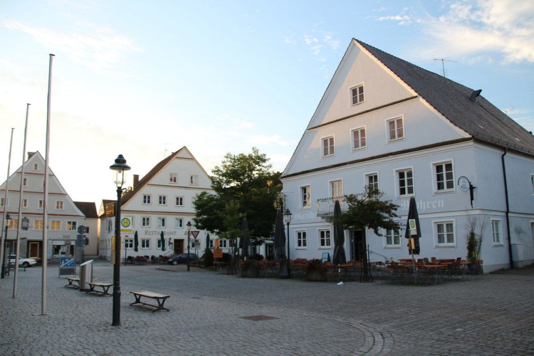Ansicht vom Marktplatz Gasthof Zum Mohren