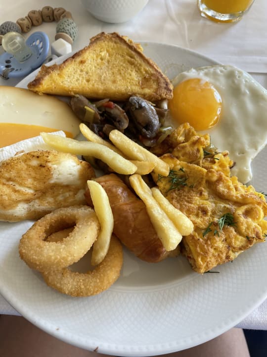 Gastro Kamelya Aishen Club