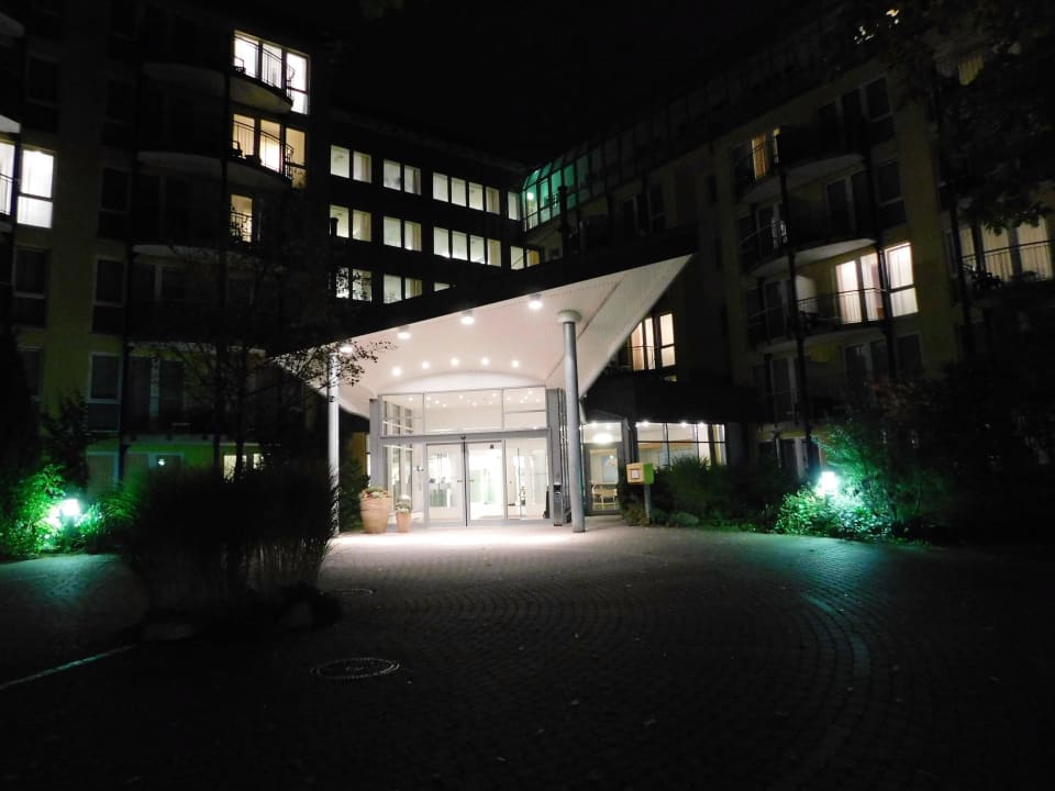 Eingang IFA Rügen Hotel & Ferienpark