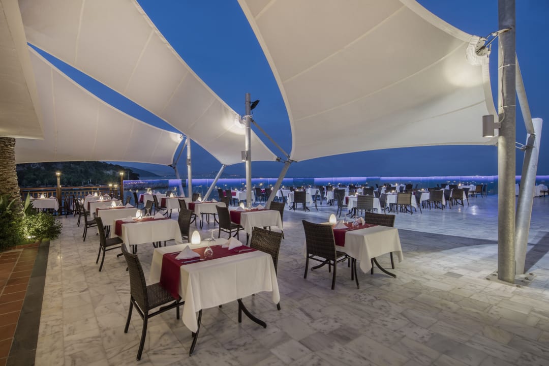 Restaurant Hotel Pine Bay Holiday Resort