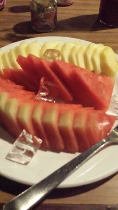 Obstplatte Hotel Coral View Island Resort