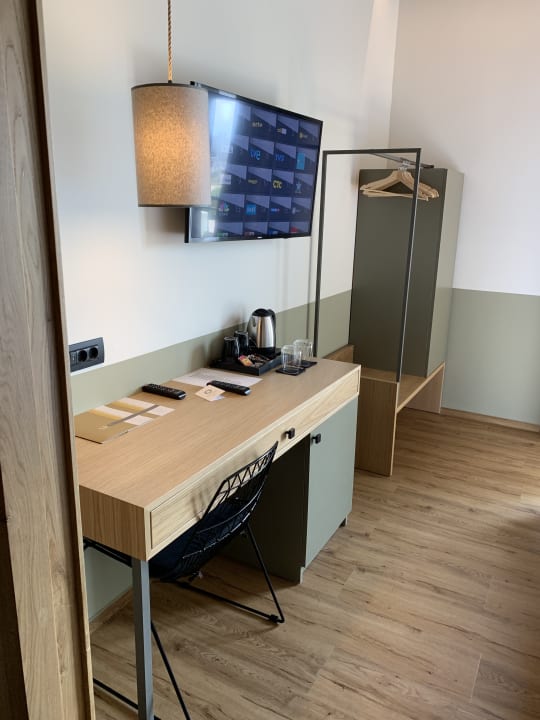 Zimmer Petousis Hotel & Suites