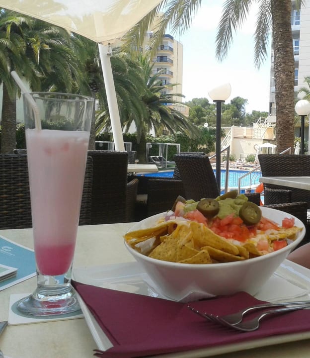 Kind, du musst was essen Hotel Cosmopolitan