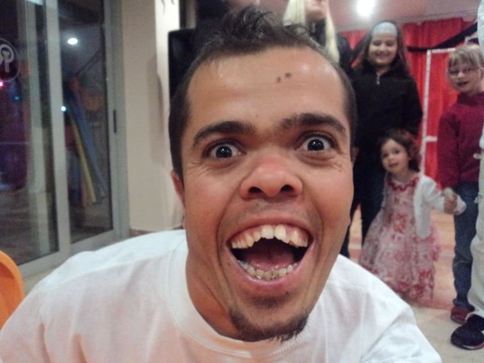 Animateur Joe Royal Atlantis Beach Hotel