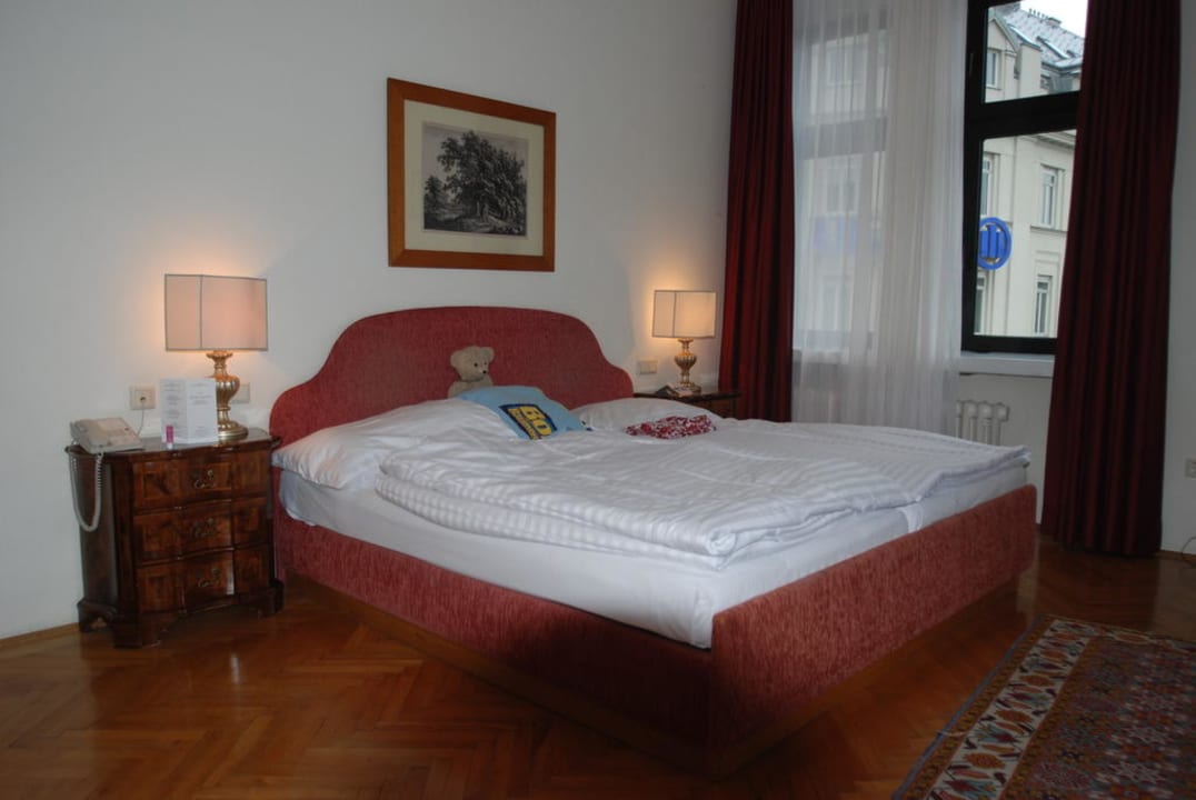 Hotelzimmer Hotel Regina