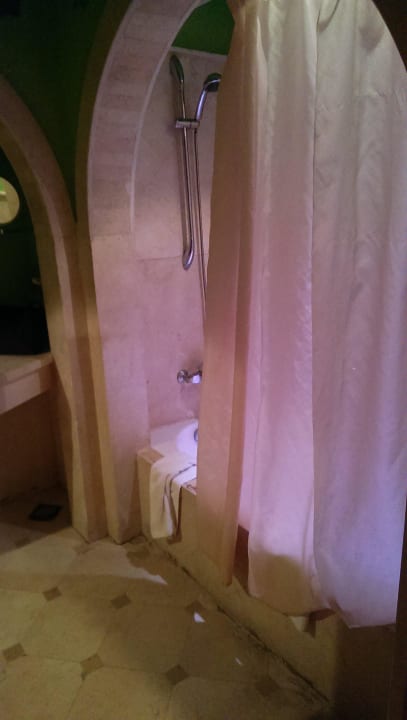 Zimmer/Bad Ghazala Gardens