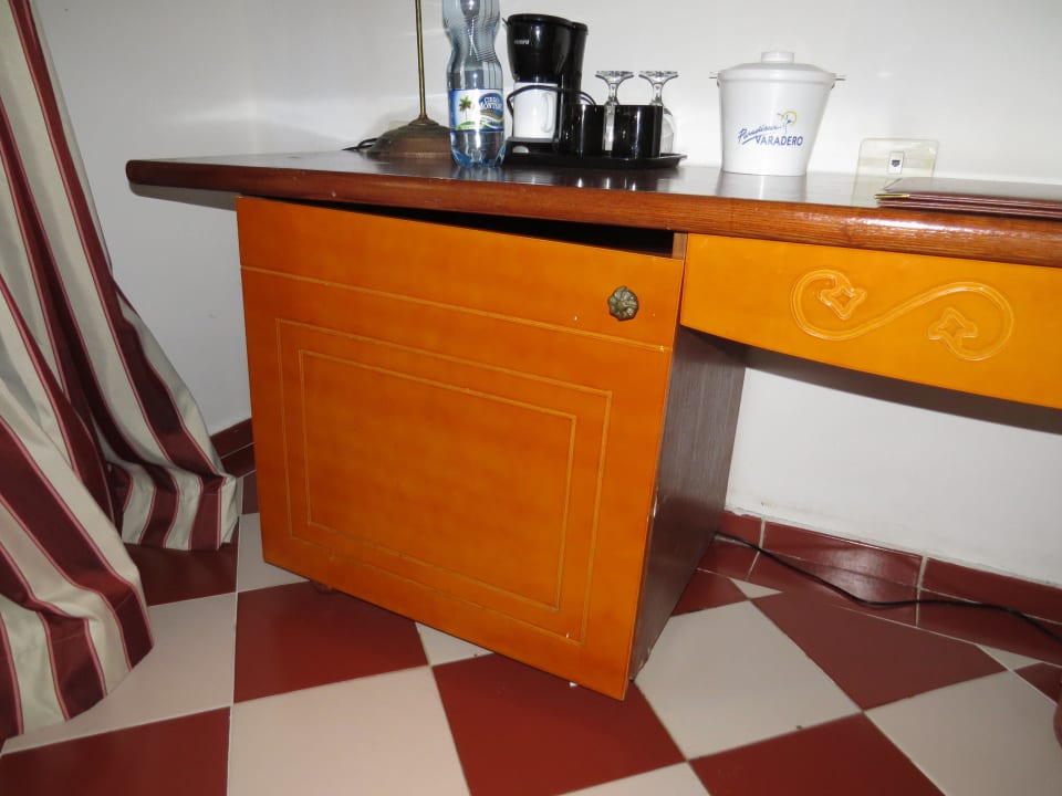 Schrank Paradisus Varadero Resort & Spa
