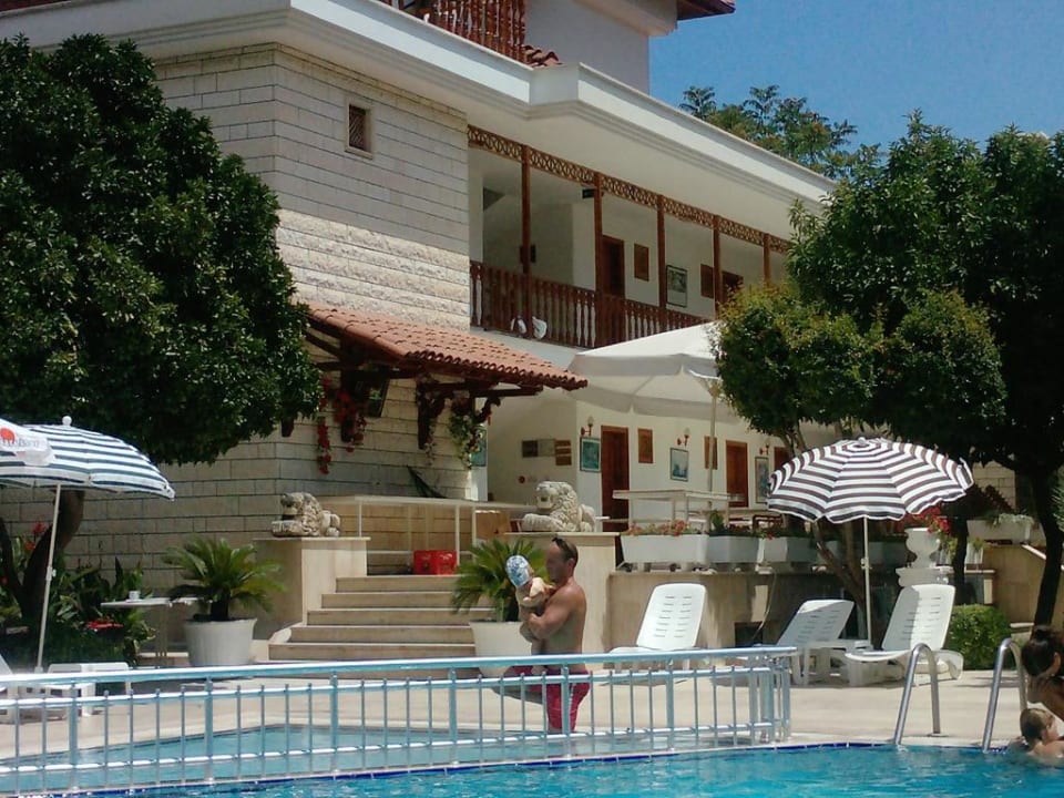 Gebäude Zwei Hotel Felice