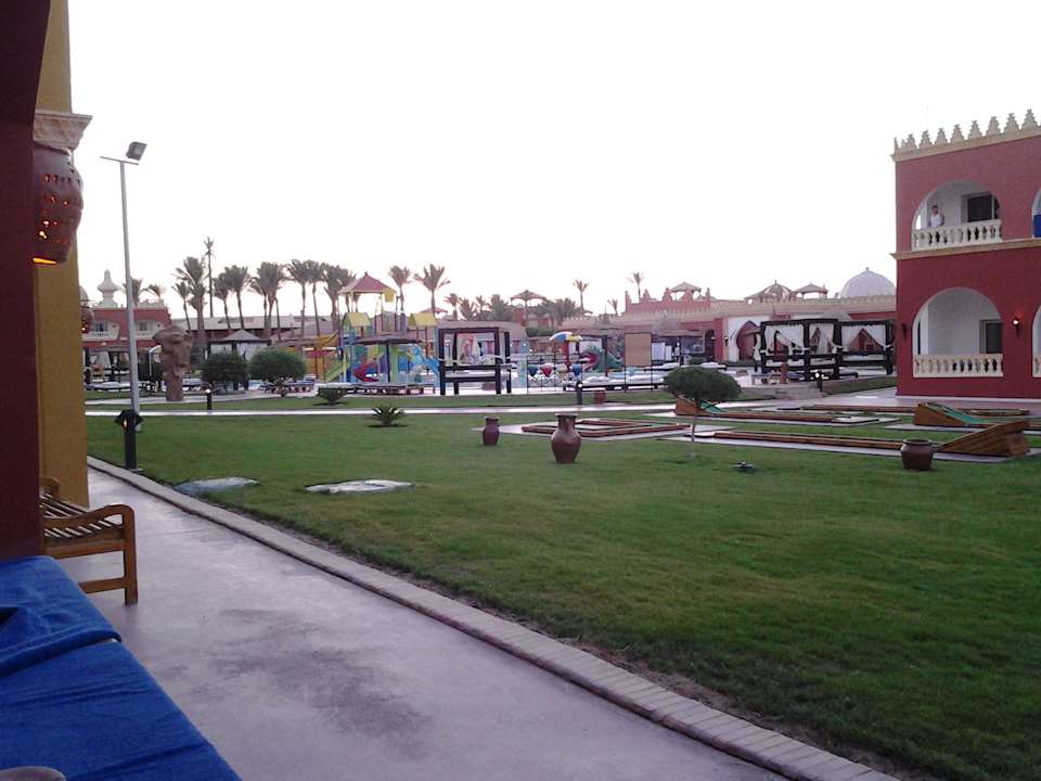 Ausblick vom Zimmer 805 Pickalbatros Alf Leila Wa Leila Resort - Neverland Hurghada