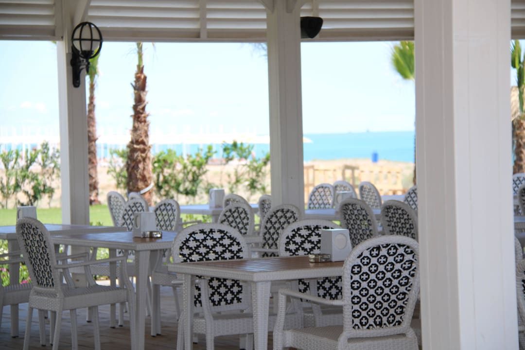 Strandbar J'adore Deluxe Hotel & Spa