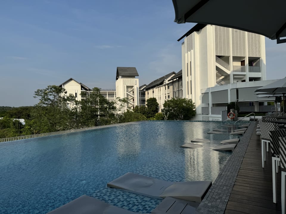 Pool Hard Rock Hotel Desaru Coast