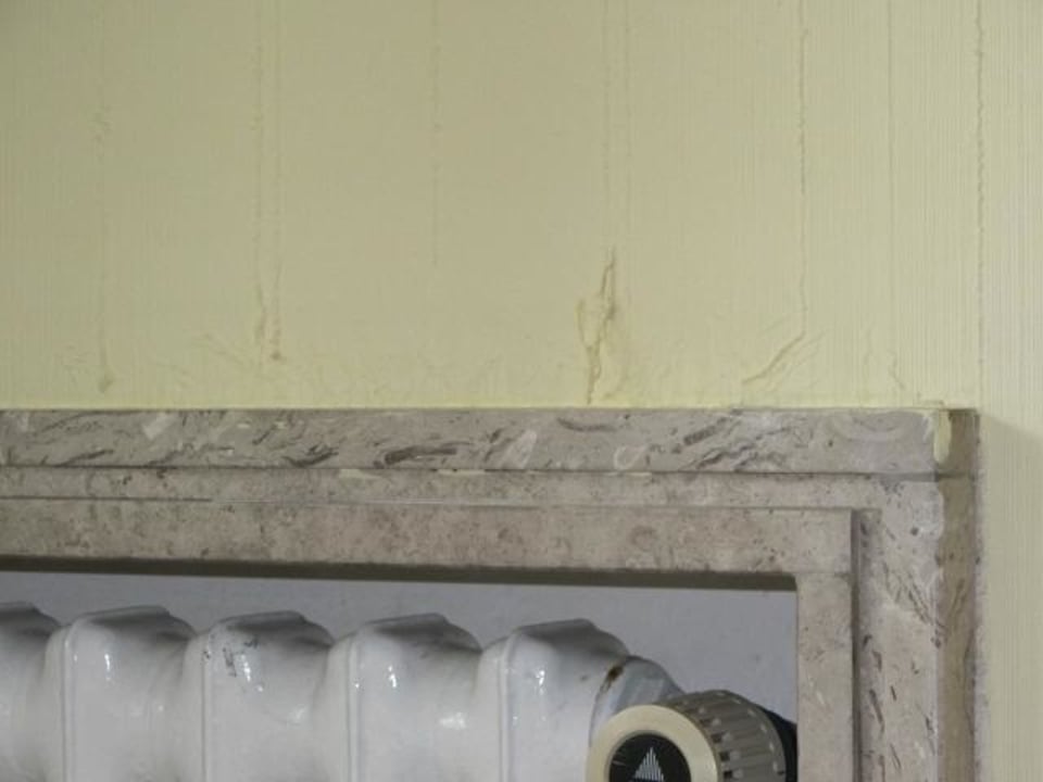 Übermalte Tapete HYPERION Hotel Garmisch-Partenkirchen