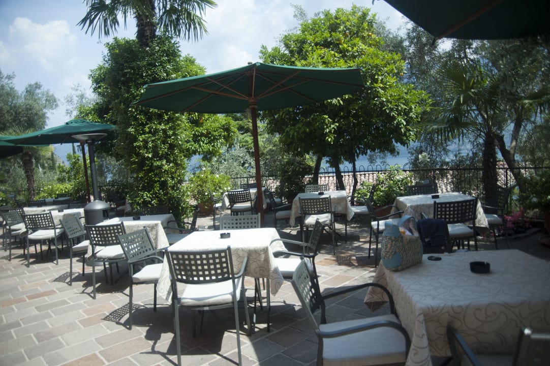 Gemütlicher Aussenbereich/Terrasse Relax Hotel Villa La Gardenia & Oleandra