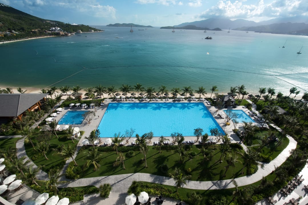 Pool Vinpearl Nha Trang Bay Resort & Villas