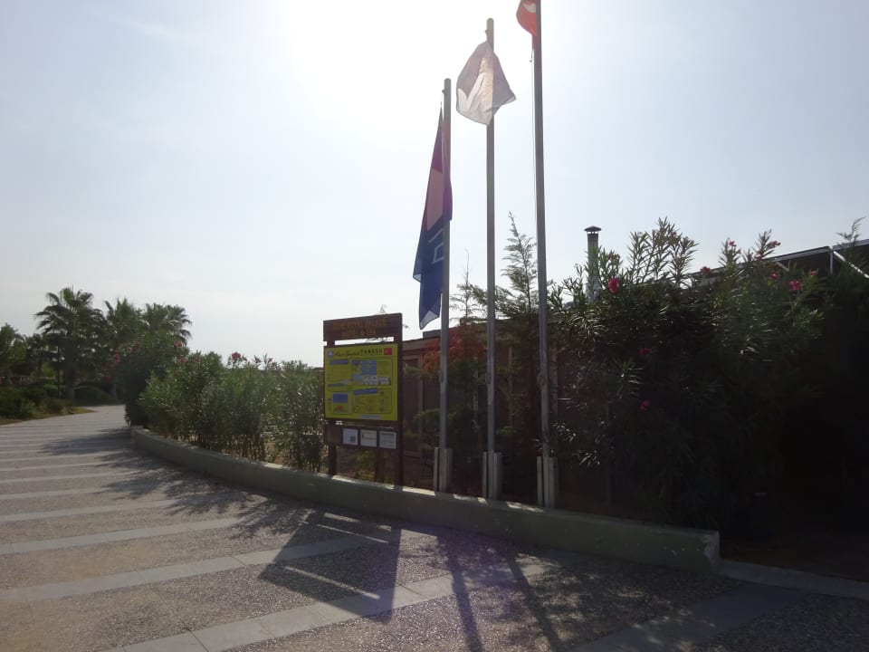 Strand Side Royal Palace Hotel & Spa