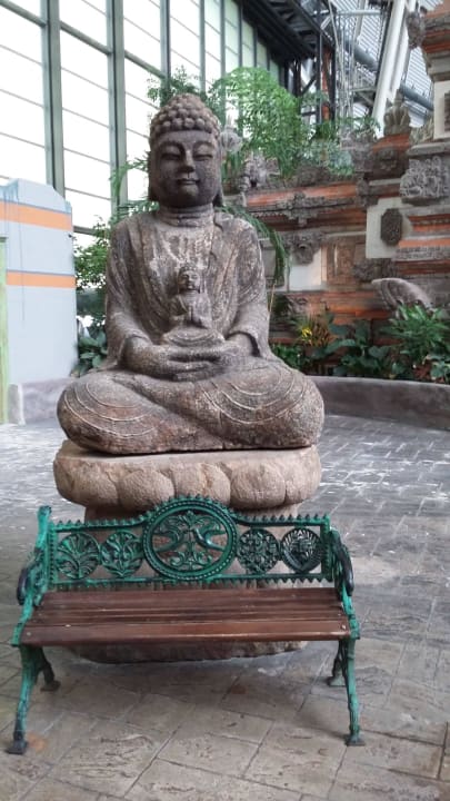 Buddha Tropical Islands Resort