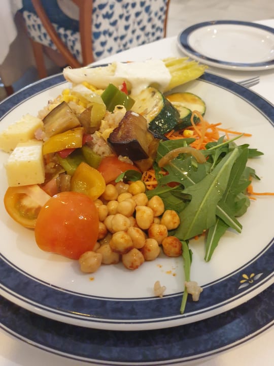 Gastro Hotel Serrano Palace