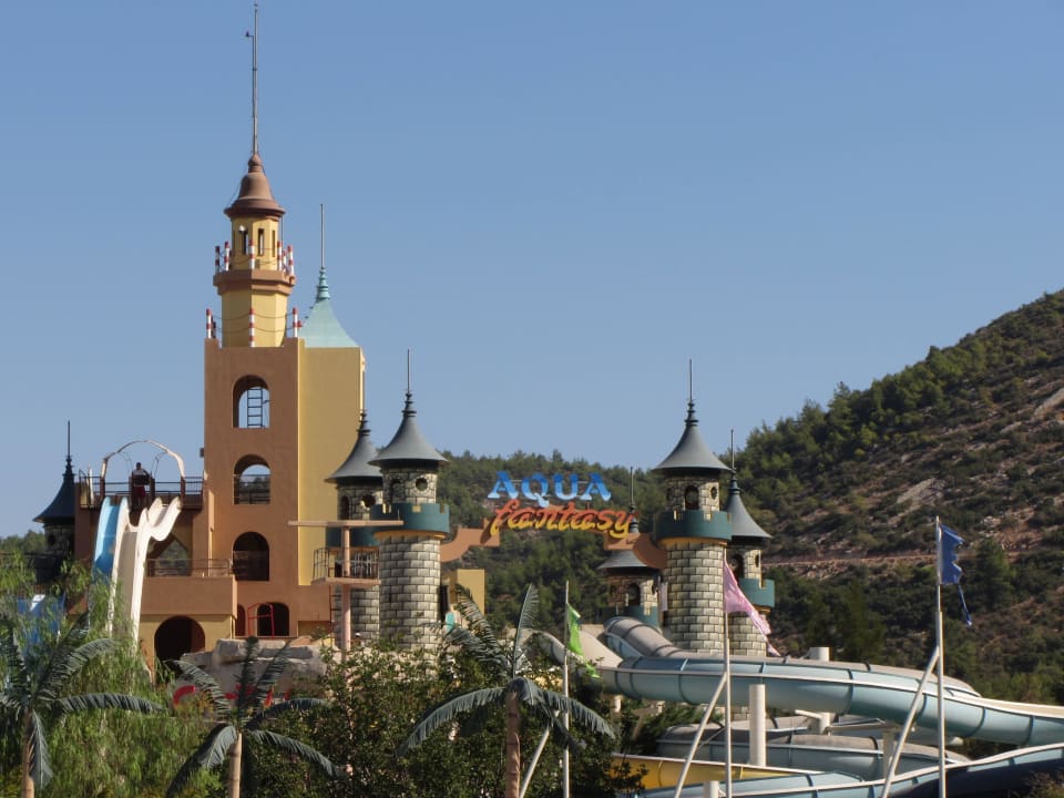 Aqua Park Aqua Fantasy Aquapark Hotel & Spa