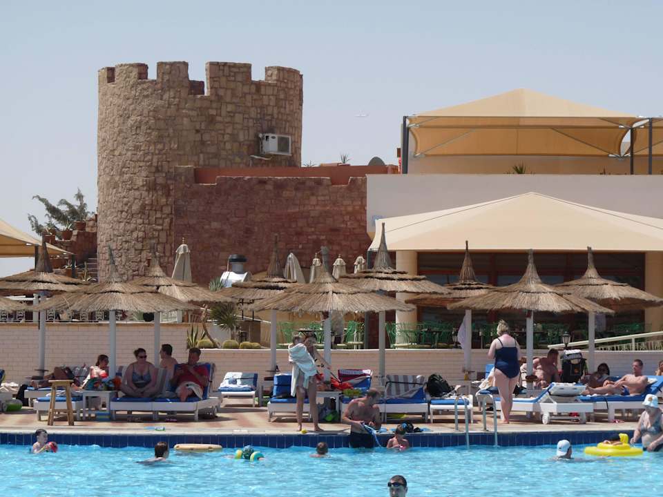 Castello Pool beheizt Pickalbatros Dana Beach Resort - Hurghada