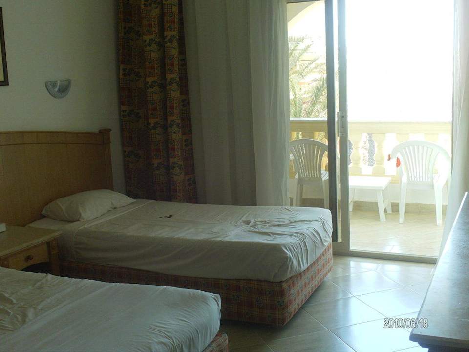 Doppelzimmer mit Balkon Pickalbatros Alf Leila Wa Leila Resort - Neverland Hurghada