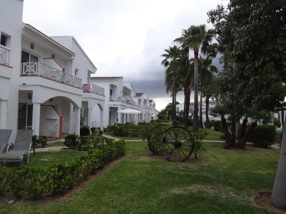 Gartenanlage Garden Saladina