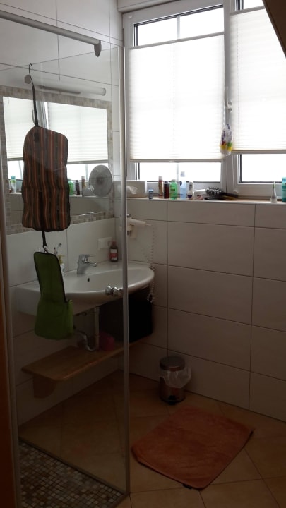 Bad mit Duschkabine Linharterhof Appartement