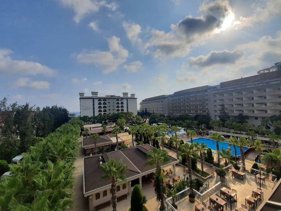 Außenansicht Dizalya Palm Garden