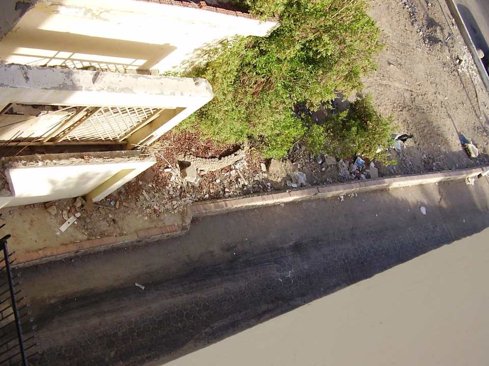 Грязь Le Jardin Aqua Park Resort