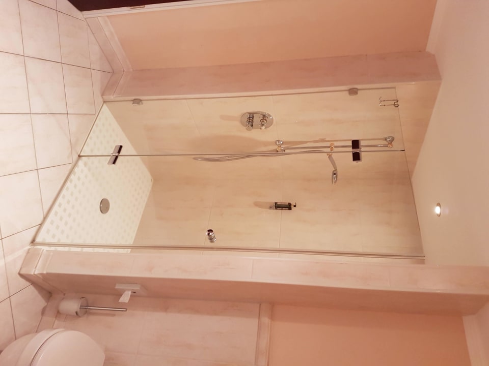 Dusche Hotel Gran Belveder