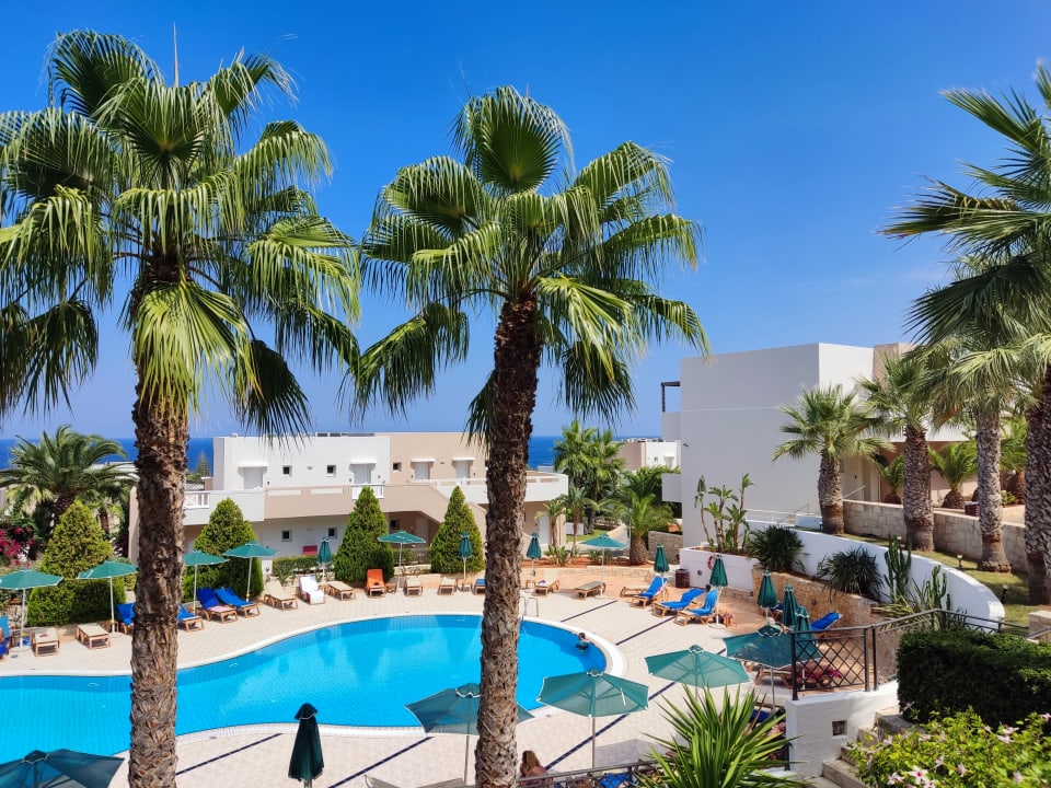 Pool Grand Hotel Holiday Resort