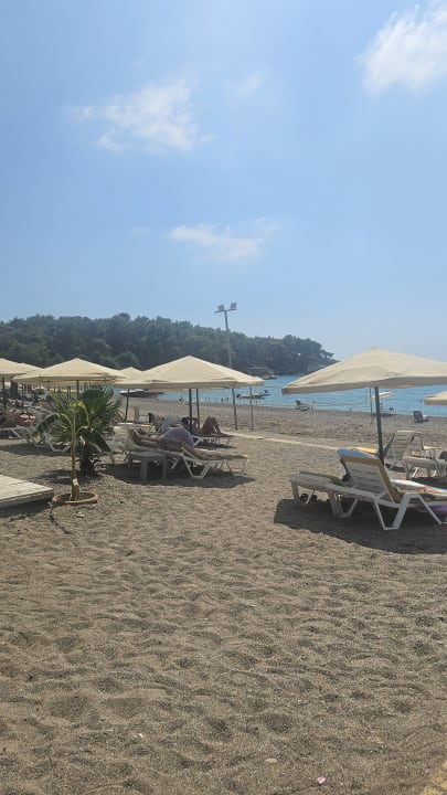 Strand Justiniano Park Conti