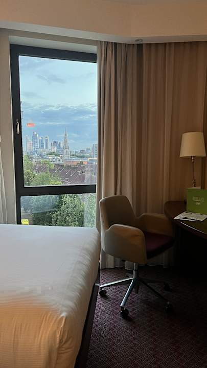Zimmer Hampton by Hilton London Waterloo